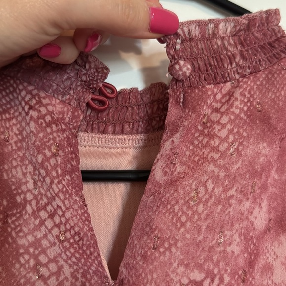 Pink Long-Sleeve Snake Skin Tiered Dress - Picture 4 of 6